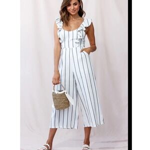 Pink‎ Lily Striped Ruffle Strap Wide Leg Jumpsuit Cropped Pants Women's M